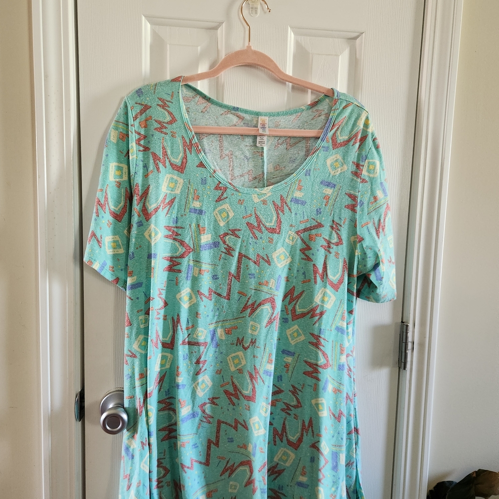 LuLaRoe Blue Red Oversized T-Shirt